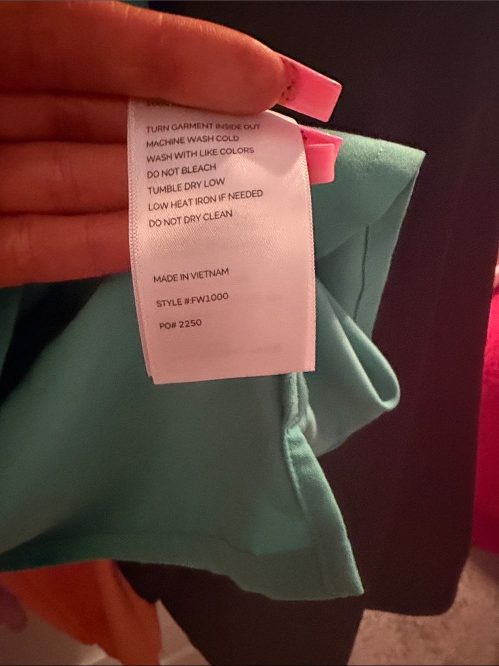 FIGS Women's Catarina medium Surgical Green Scrub Top - Picture 6 of 6